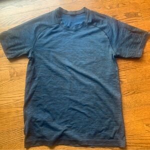 Lululemon Athletica Metal Vent (?) Mens Blue Heather Athletic T Shirt S / Small